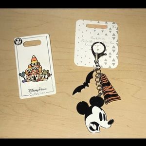 Disney Halloween Pin and Bag Charm Bundle
New with tags